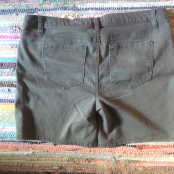 BNWOT Tinseltown shorts - Picture 8 of 10